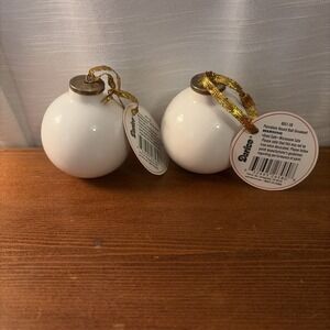 2 NWT DARICE PORCELIN WHITE ROUND BALL ORNAMENT